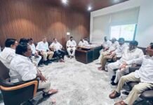 హన్మకొండలో బిఆర్ఎస్ వ్యూహాత్మక సమావేశం