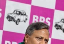 రైతుకు యూరియా ఇవ్వలేని చేతగాని ప్రభుత్వం ఇది..!
