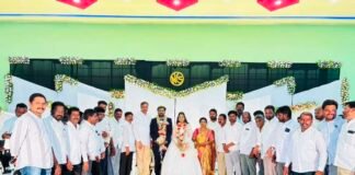 నూతన వధూవరులను ఆశీర్వదించిన ఎమ్మెల్యే పల్లా