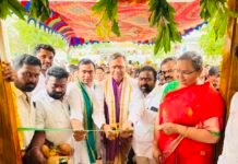 మహిళా సంఘాల ఆర్థిక సాధికారతకు స్వయం సహాయక బృందాలు బలమైన వేదిక