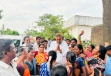 మూడు నెలల్లో విఓ, అంగన్వాడీ భవనాల పనులు పూర్తి చేయాలి