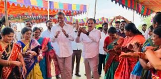 ఎమ్మెల్యే క్యాంపు కార్యాలయంలో ఘనంగా బతుకమ్మ సంబరాలు..!
